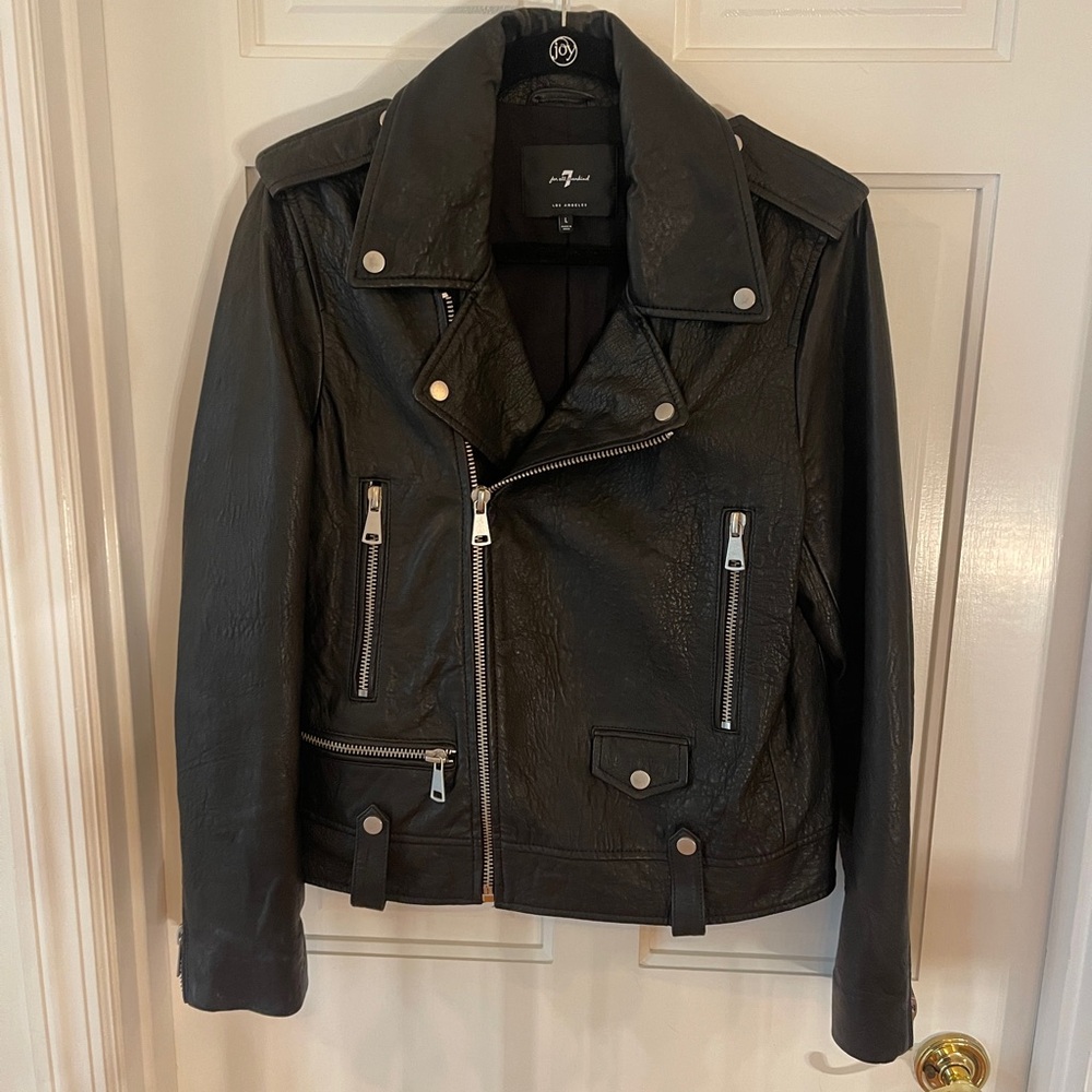 7 For All Man Kind 100% leather Jacket (L)
